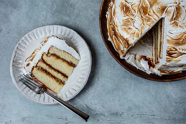 domino golden sugar meringue cake with caramel filling