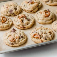 Peanut Butter Pretzel Milk Chocolate Cookies | Domino® Sugar