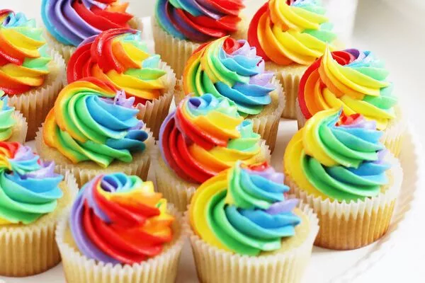 Vanilla Bean Cupcake | Domino® Sugar