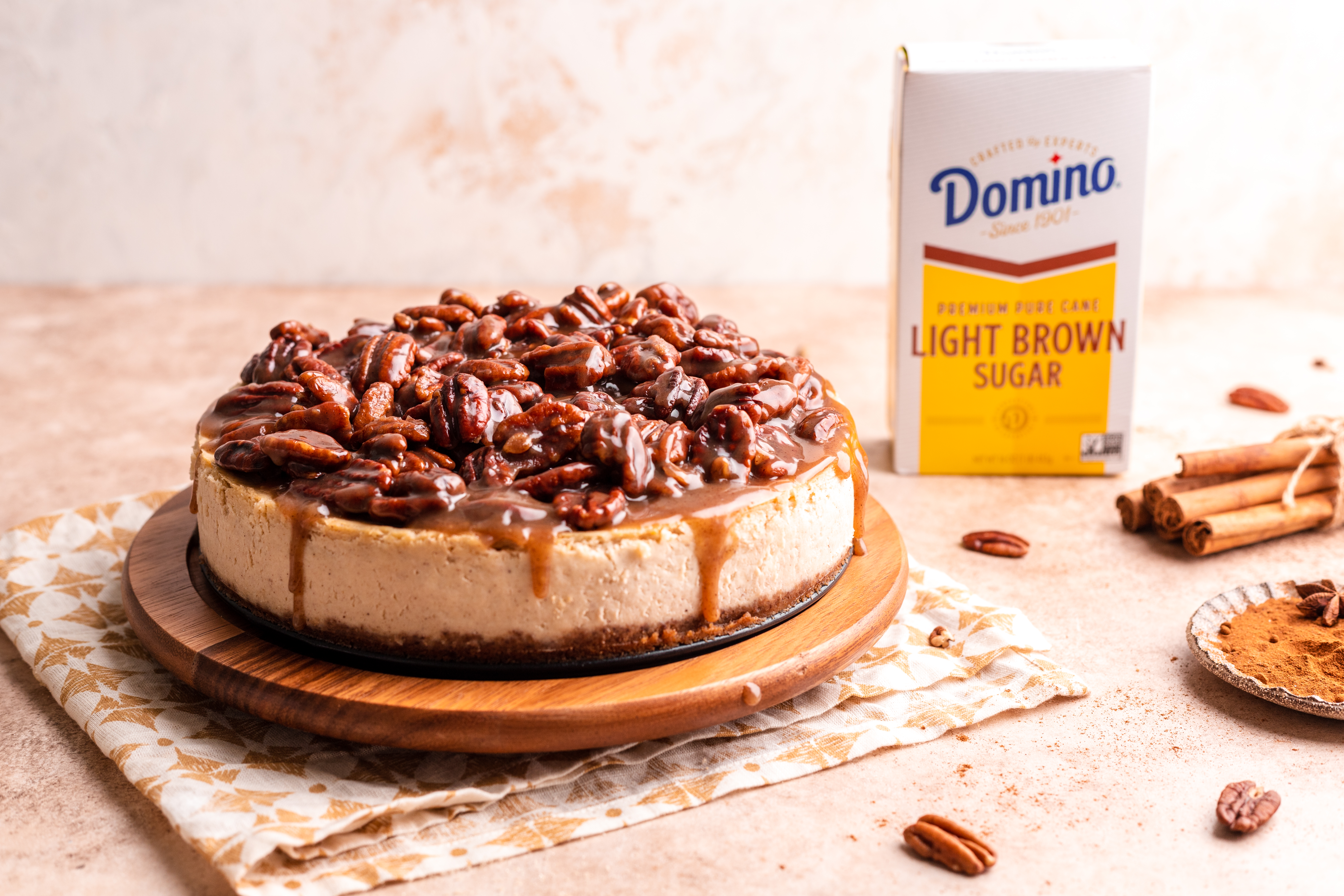 Pecan Pie Cheesecake | Domino® Sugar