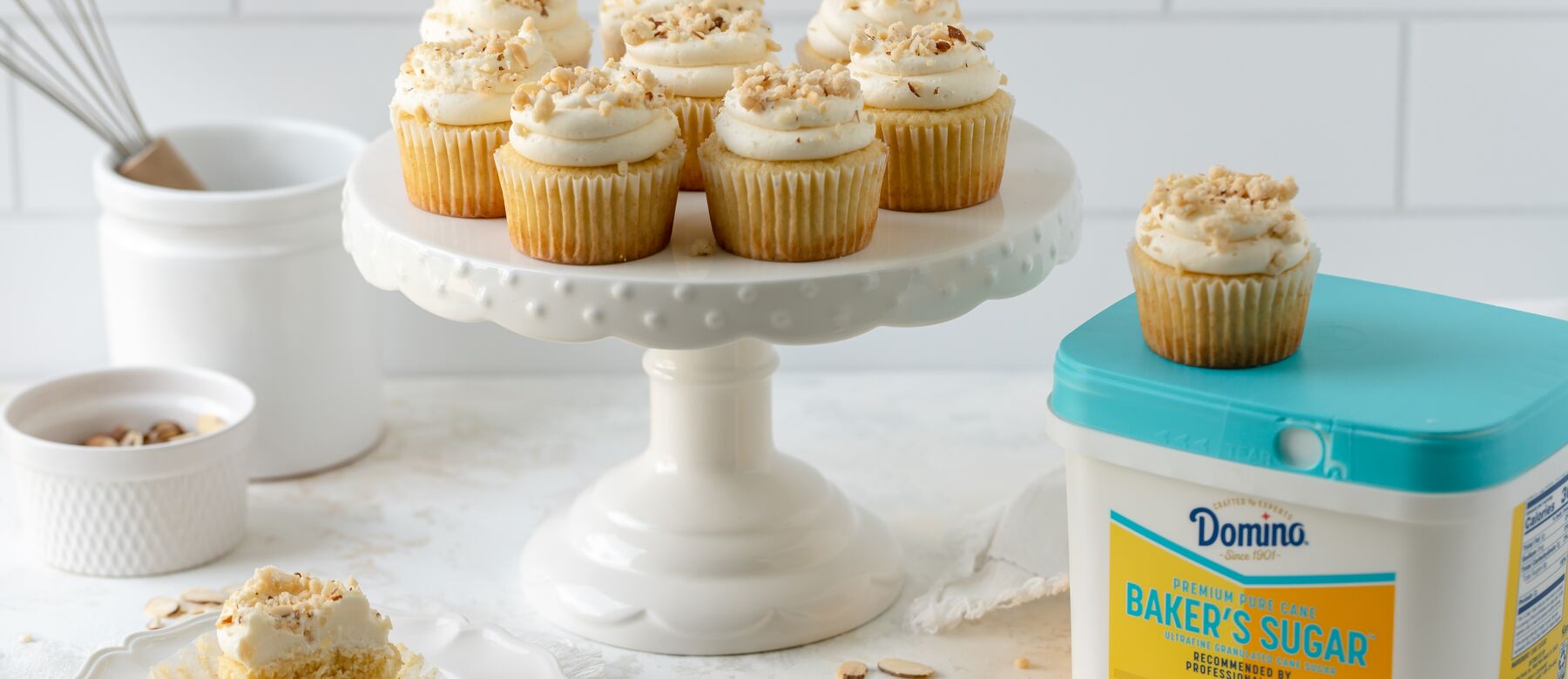 Toasted Almond Crumble Cupcakes