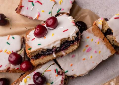 Homemade Cherry Pop Tarts