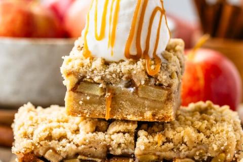 Apple Crumble Bars