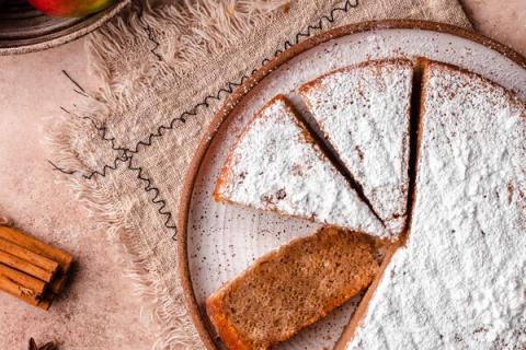 Apple Spice Cream Cake